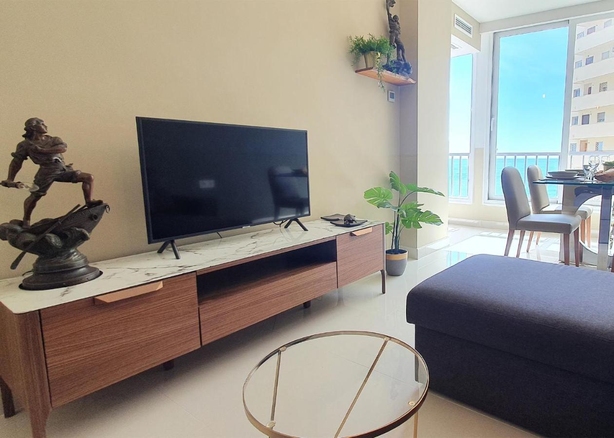 Apartamento Neptuno 403. Wonderful One-bedrooms With Sea Views